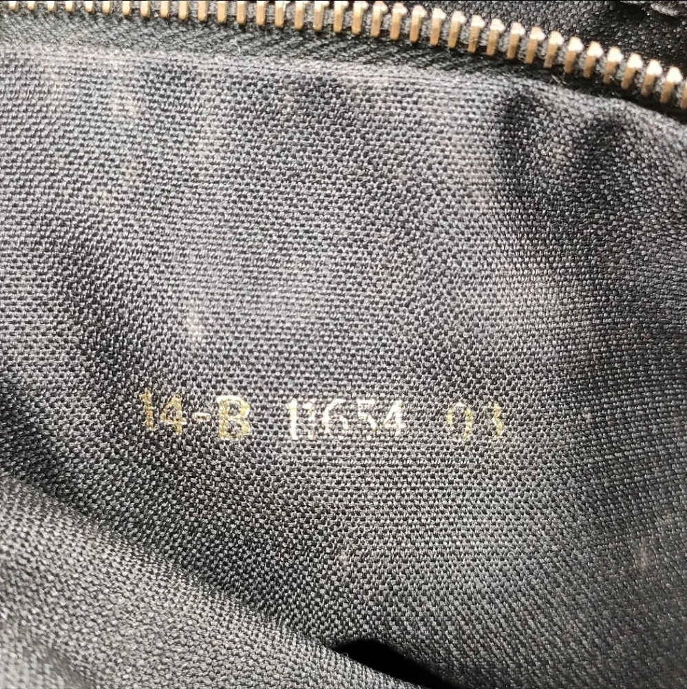 VINTAGE FENDI HANDBAG - Picture 11 of 12